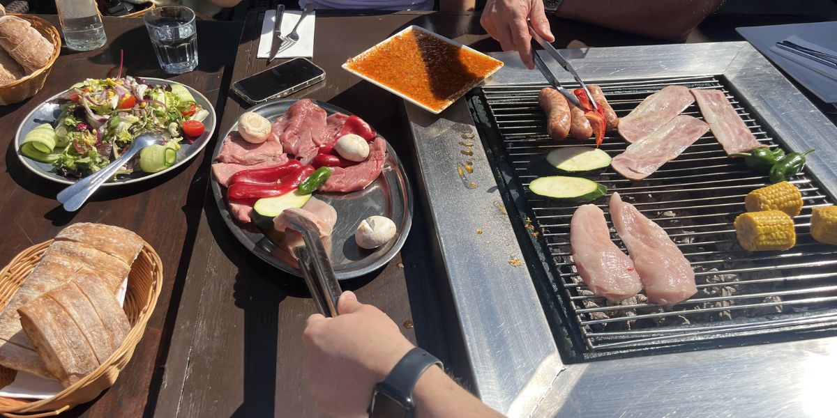 This hidden Mallorca BBQ spot is a game-changer for families