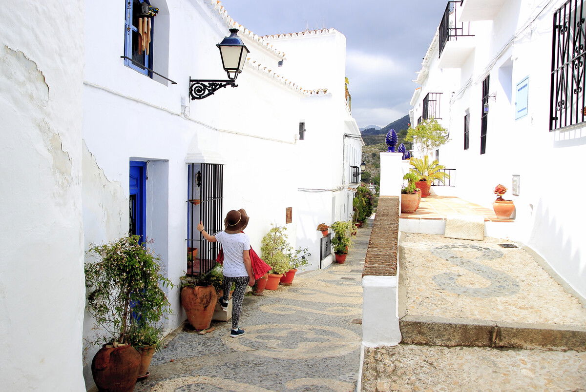 These 8 Small Towns In Spain Look So Beautiful People Think They Are Fake