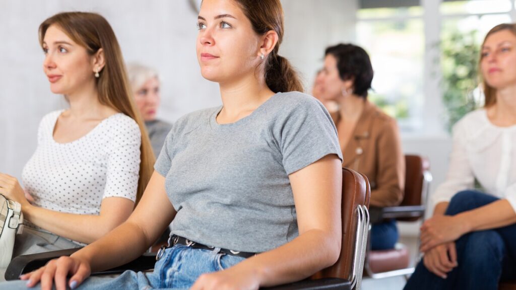Young people in Cartagena taking part in employment training and practical skills workshop