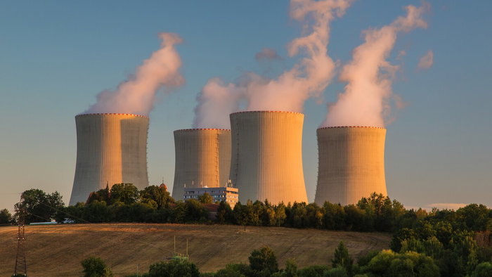 Storm clouds over southern Spain as debate grows over a new nuclear project near the Murcia border