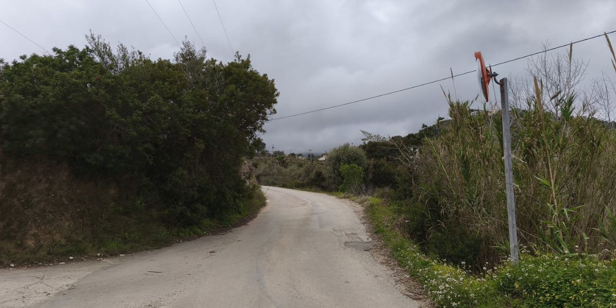 Calpe Introduces One-way System On Old Benissa Road To Boost Road Safety