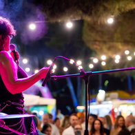 Sara Ramirez of Mami Curl.