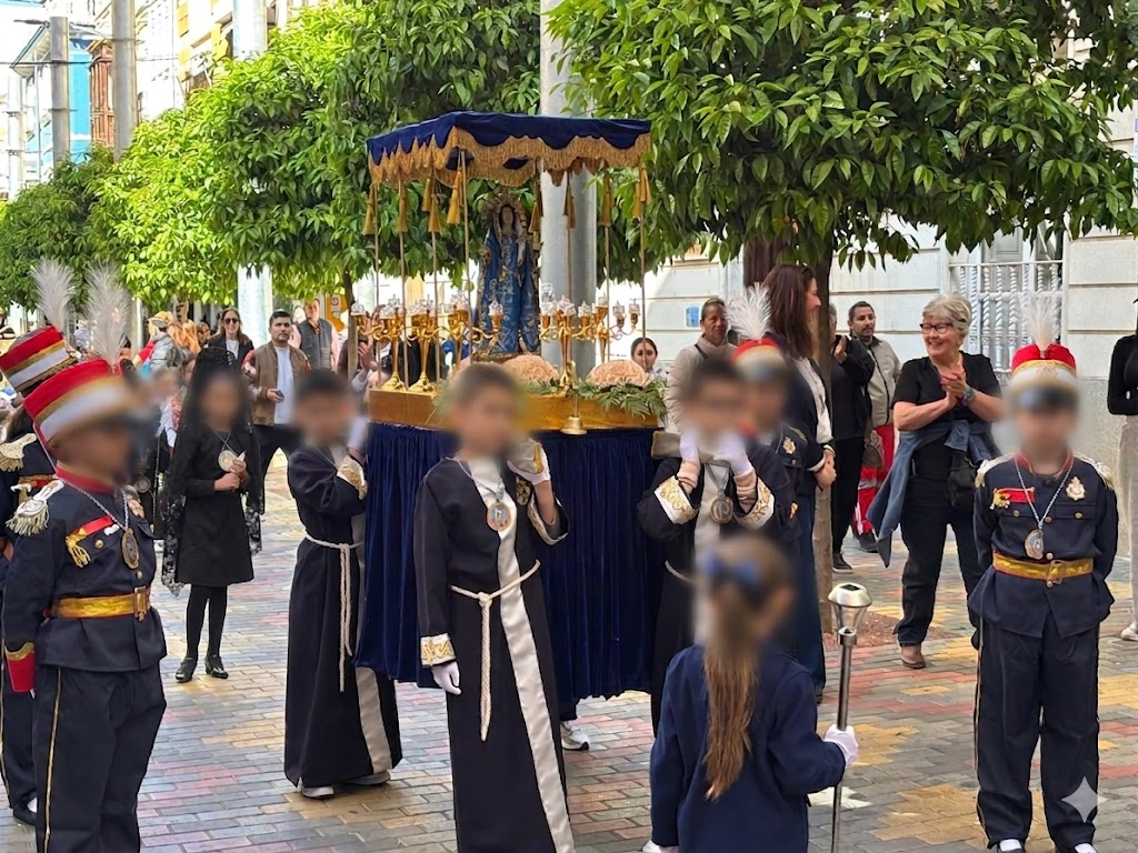 Children Lead The Way In Heartwarming Easter Parade