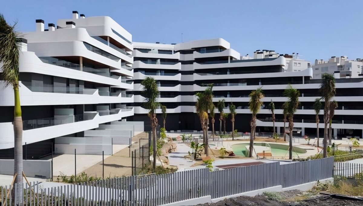 Estepona’s Alma Residents Take On Power Company Endesa In Fight For Their Homes