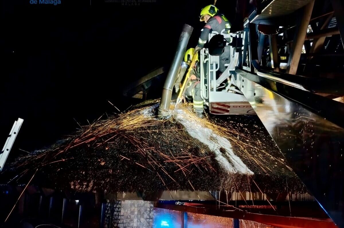 Firefighters Tackle Persistent Blaze At Iconic Sonora Beach Chiringuito Club Bar In Estepona