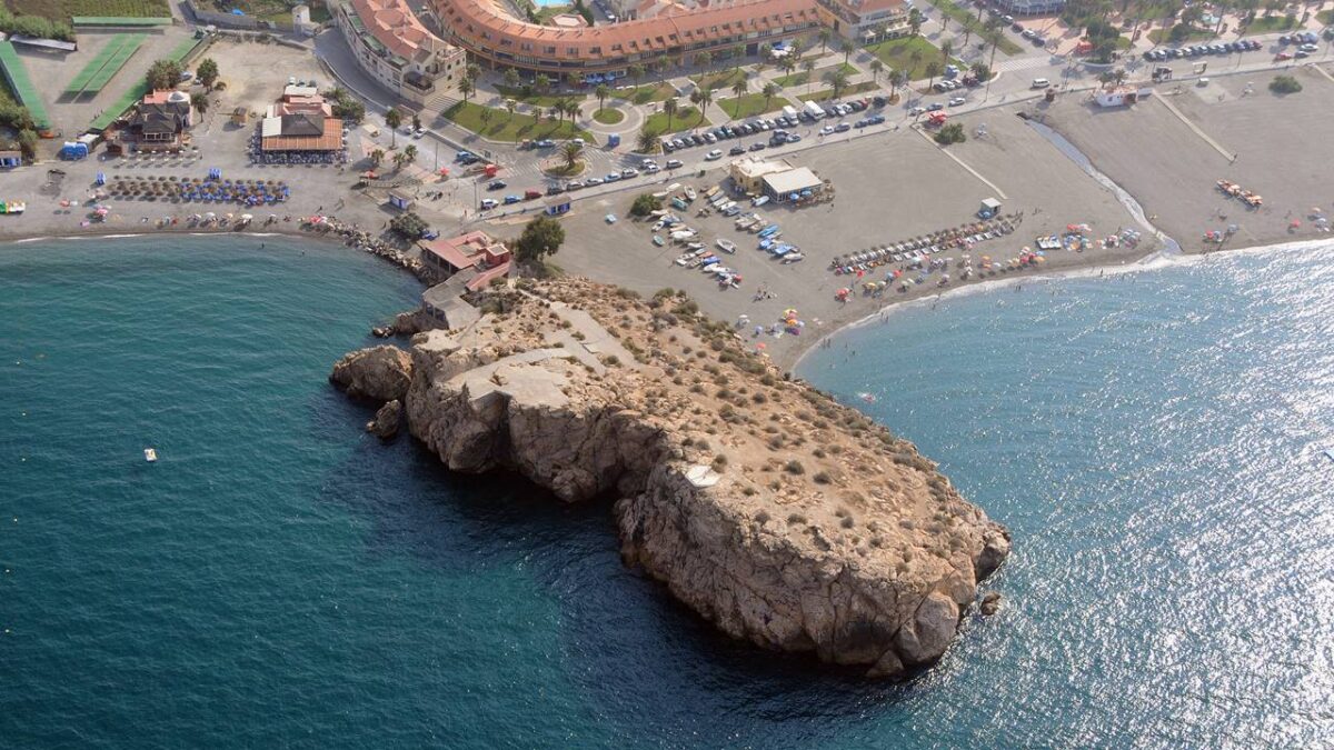 Salobreña Unveils Stunning Coastal Park At Iconic Peñón This Summer