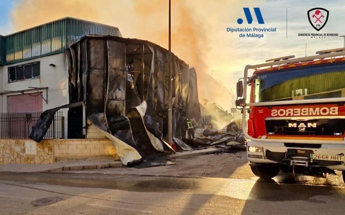 Ice Cream Factory Destroyed By Devastating Blaze In Cajiz: Community Rally Support For Family Owners