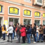 Spain’s mass migrant regularisation causes fears of Correos postal service collapse