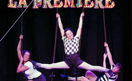 The poster for La Premiere.