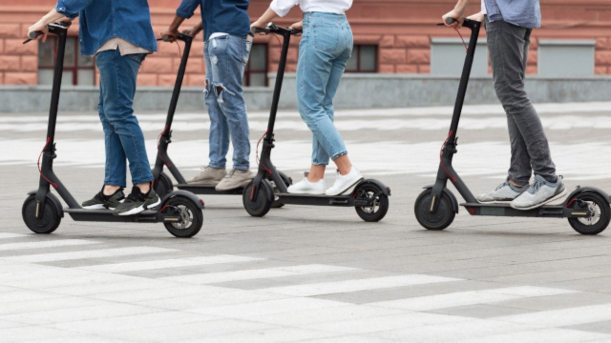 Estepona E-scooter Users Risk Fines Of Up To €1,000