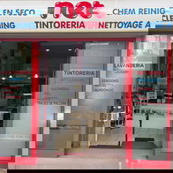 Tintoreria Net shop front.