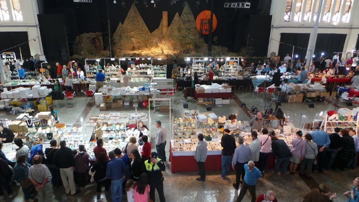 Record Crowds Attend Minerals And Fossils Fair In La Union