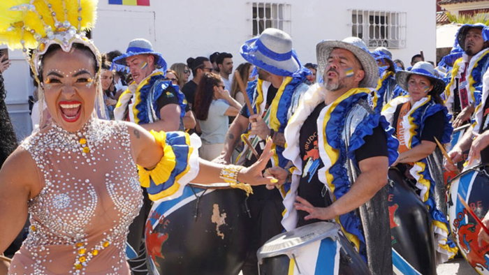 33 cifferent cultures parade the streets at Fuengirola feria