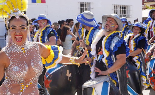 33 cifferent cultures parade the streets at Fuengirola feria