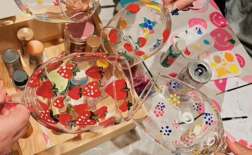 Glasses painted at the workshop