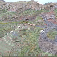 Coach falls off a ravine in Canary Islands