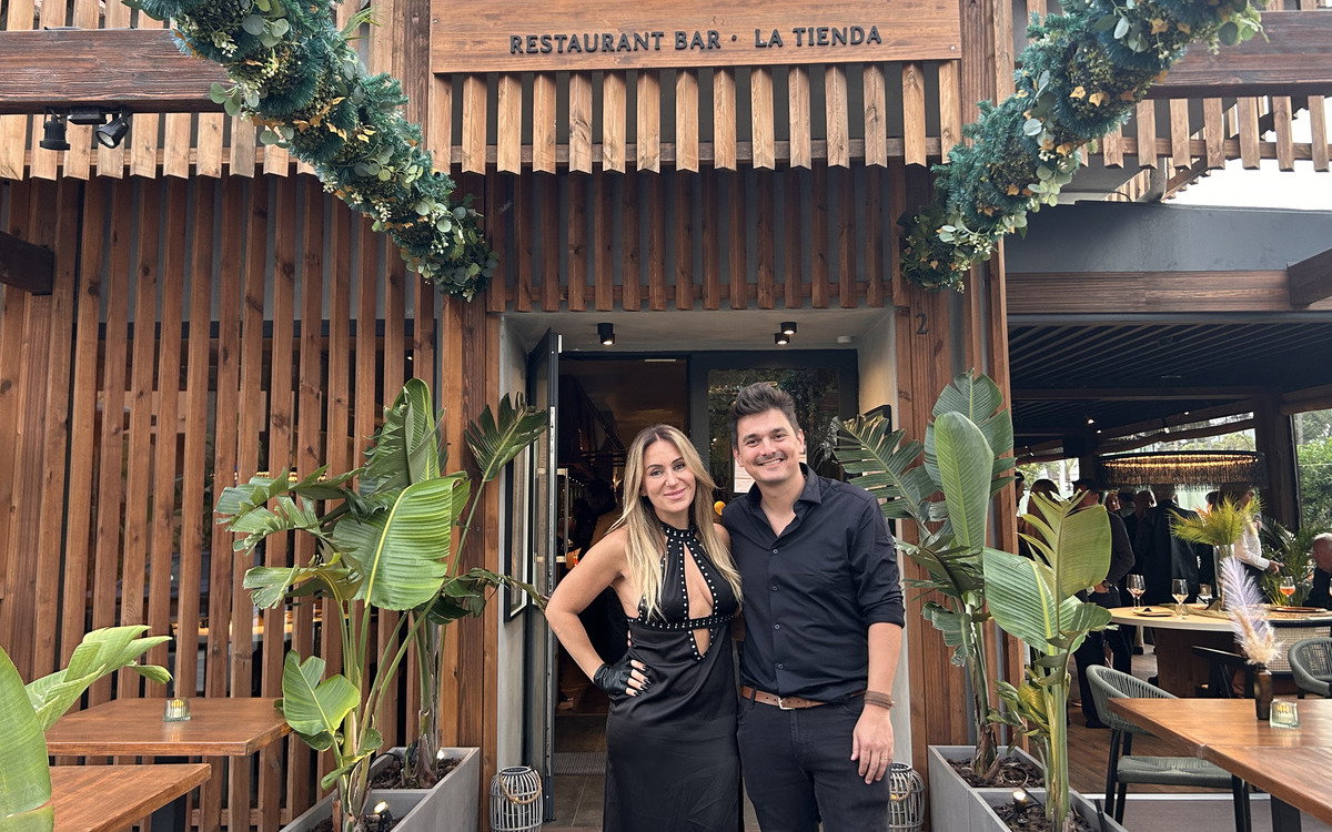 Fire, Flavour And First Anniversary Joy Light Up Pauza In La Cala De Mijas