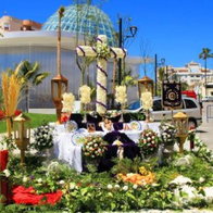 Displays of decorated floral crosses in Estepona