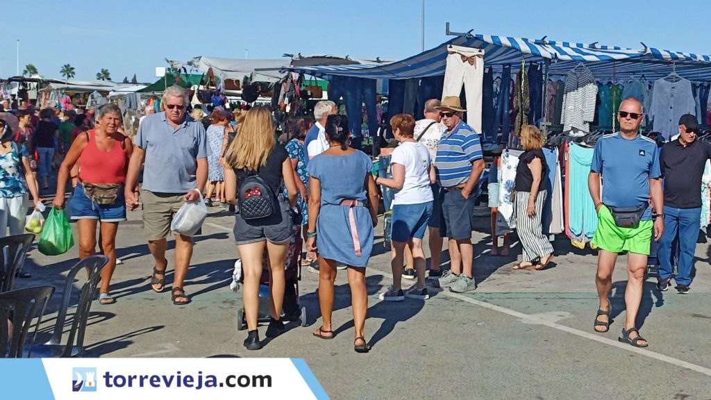 Ambulance service added to Torrevieja market for summer safety