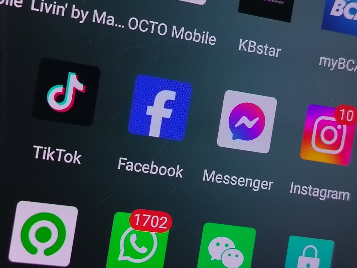 New Study Says Tiktok And Instagram May Be Making Users Feel Less Happy