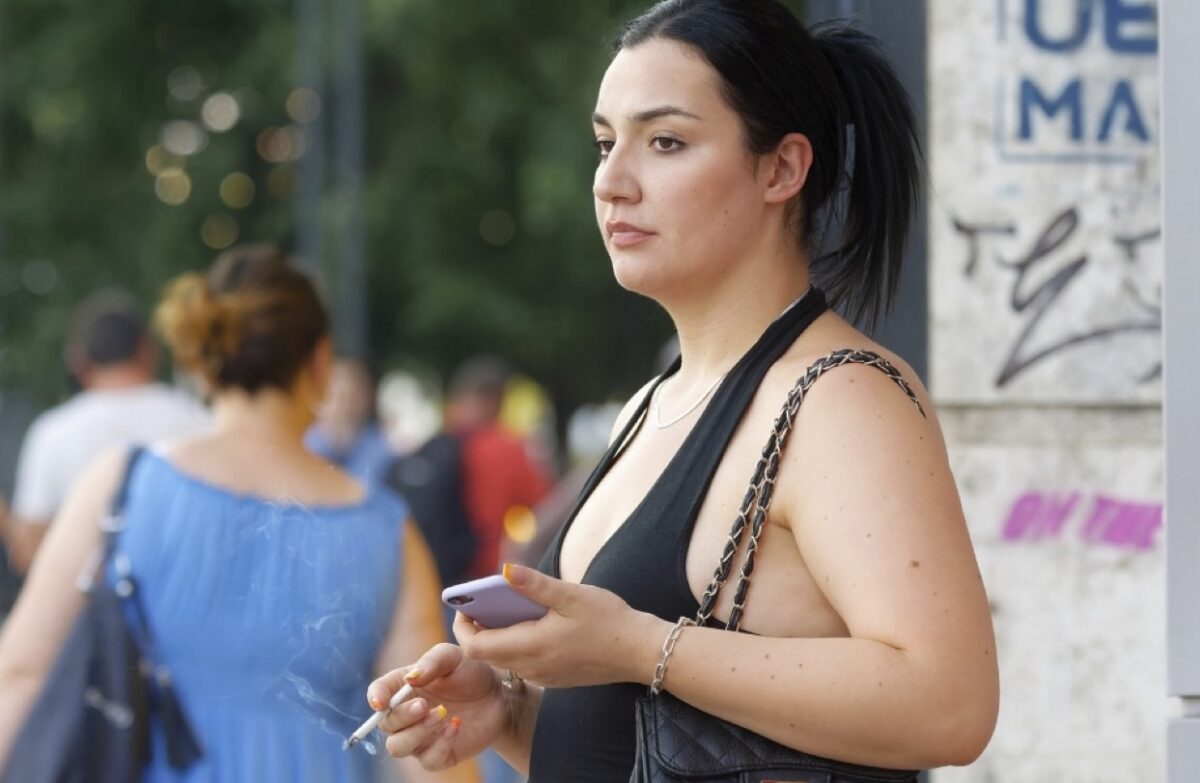 Popping Out For A Smoke? Employment Lawyer Says You Now Have To Make Up The Time