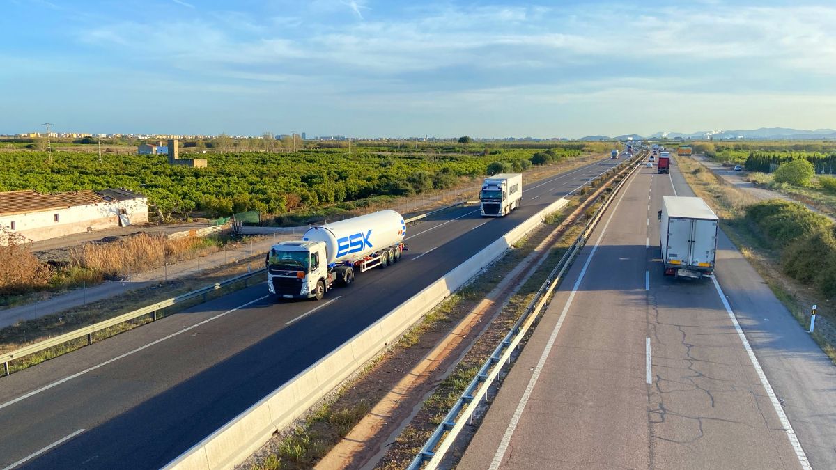 Spain Transport Shake Up: New Fuel Rule Could Push Up Prices For Businesses And Shoppers
