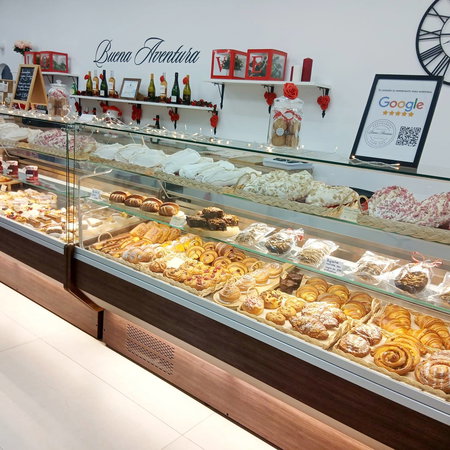 Buena Aventura pastry shop in Albox