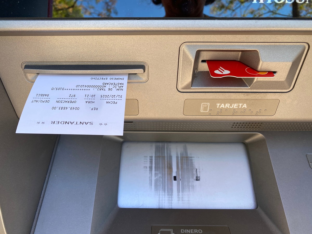 Atm Warning: The Button Many People Press Could Put Your Bank Details At Risk