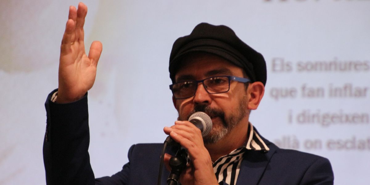 A poetic and musical journey: ‘Cels de Sal’ transforms Book Day into an immersive cultural experience in Marina Alta