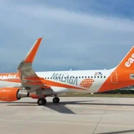 EasyJet flight arrives to Malaga