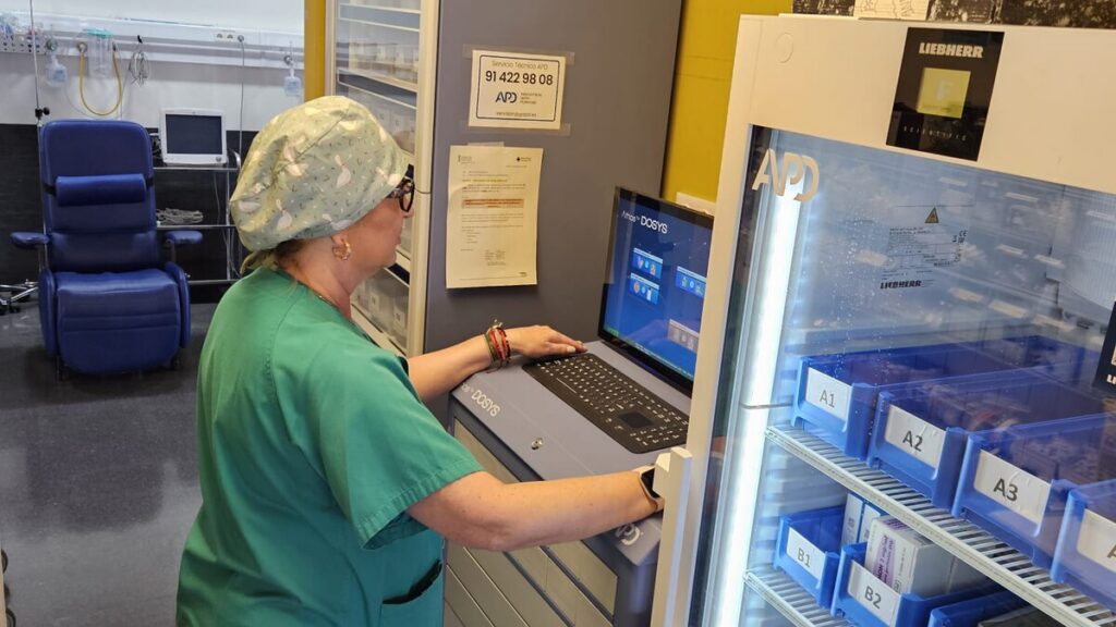 Elche hospital introduces automated drug control systems