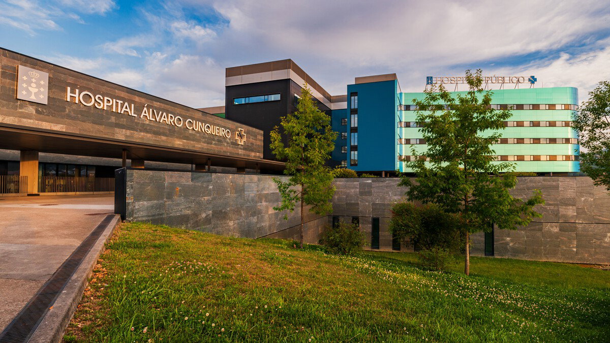 Hospital worker expelled for stealing from meal trolleys at Álvaro Cunqueiro