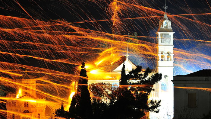 Rocket wars in Greece over Chios