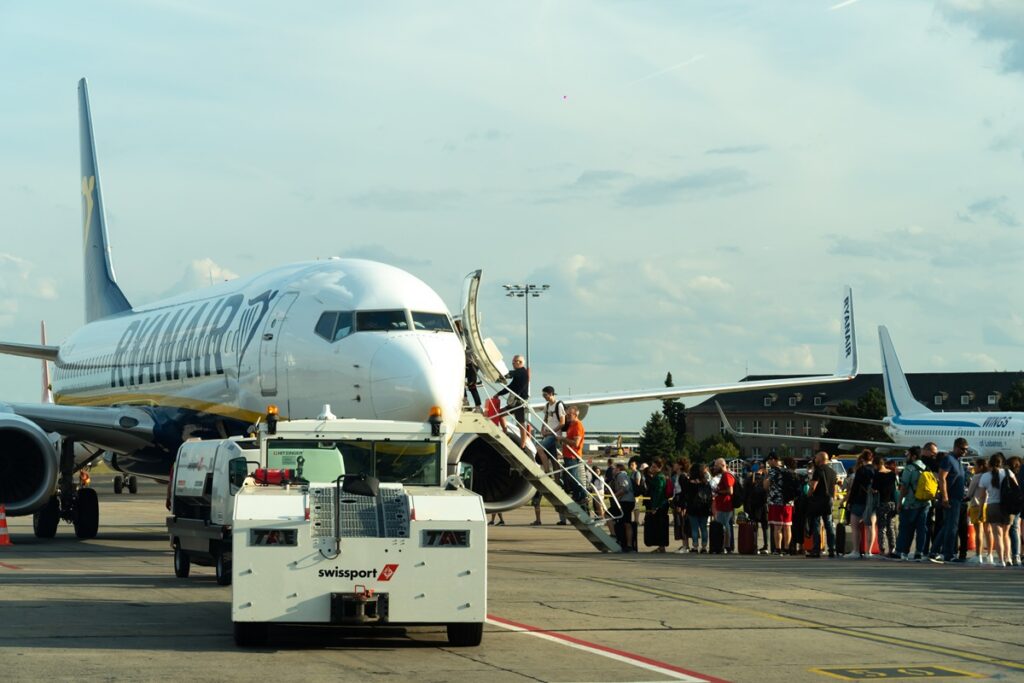 Ryanair launches 48 hour flash sale with flights from €16.99 to over 230 destinations