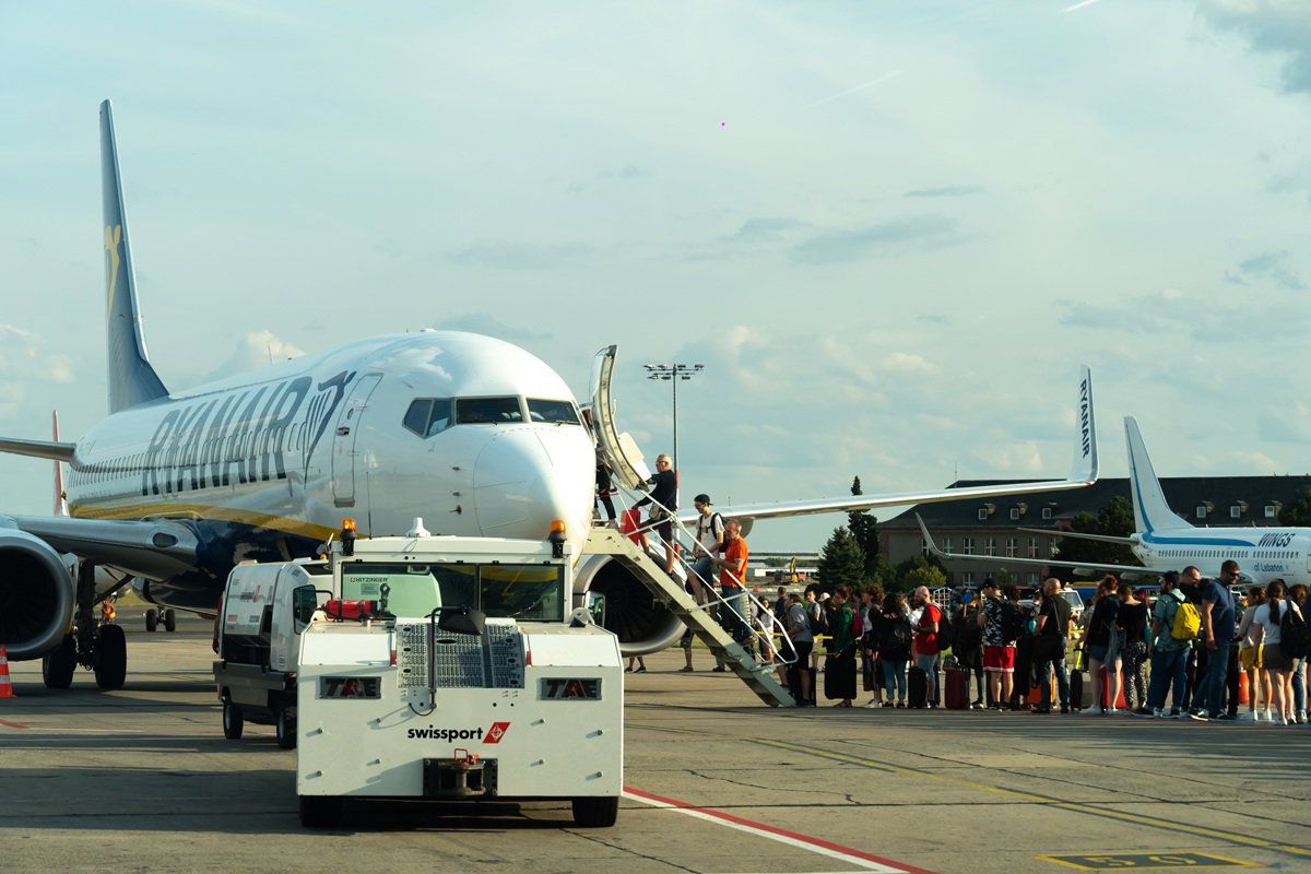 Ryanair launches 48 hour flash sale with flights from €16.99 to over 230 destinations