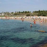 Los Álamos beach in happier times.