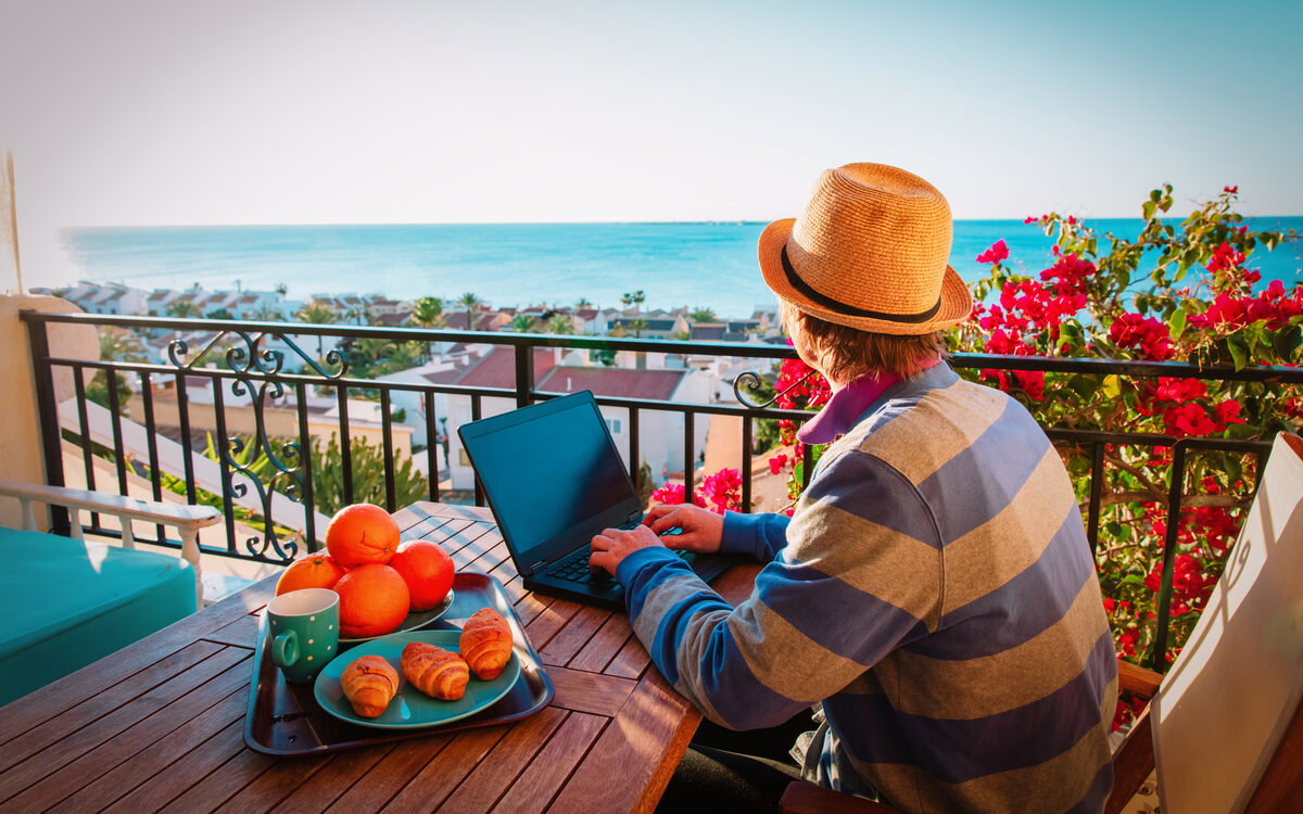 So Much For Brexit! British Working Professionals Now Outnumber Retirees Moving To Spain