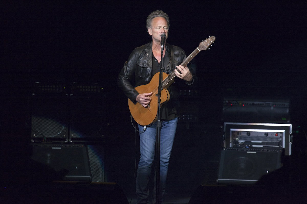 Fleetwood Mac star Lindsey Buckingham attacked by suspected stalker