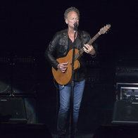 Lindsey Buckingham.