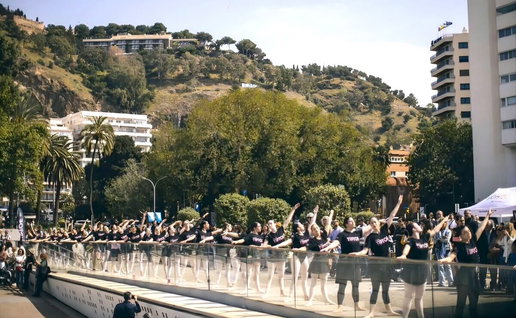 600 ballerinas exercising in Muelle Uno, Malaga port.