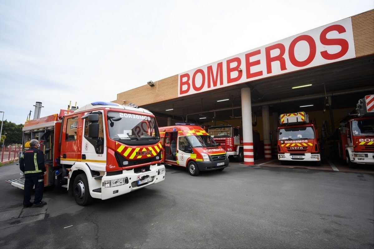 Brutal Explosion Rocks Almeria Café, Killing One, Four Critical