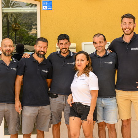 The team at Aguila Rent.