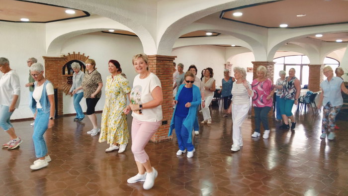 Azahar County Line Dancing class