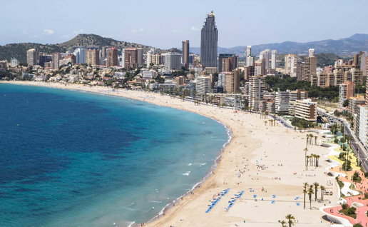 Bird's eye view of Alicante Beach.