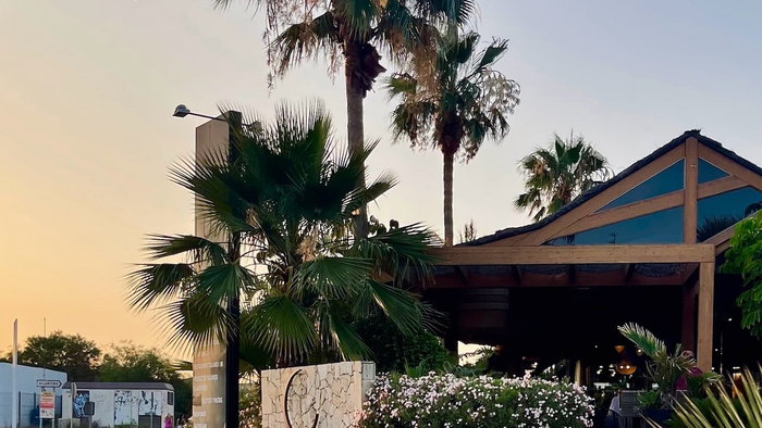 Lua Puerto Rey restaurant in Vera