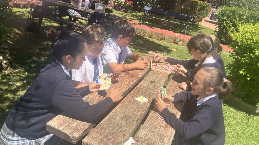 EIC kids playing and not on screens