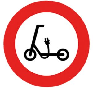 Spain’s new R 118 traffic sign showing an electric scooter inside a red circle, used to ban scooters and personal mobility devices from certain areas.