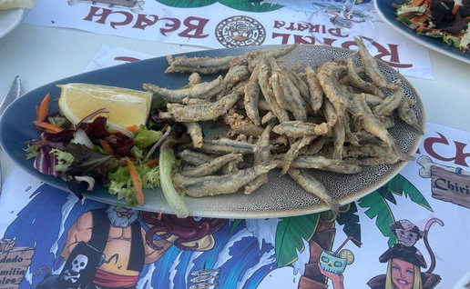 Fried fish at Royal beach Pirata calahinda