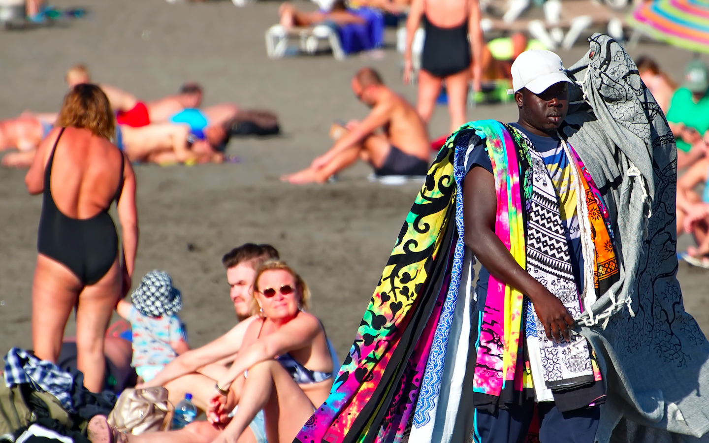 New poll reveals strong majority in Spain against migrant legalisation plan