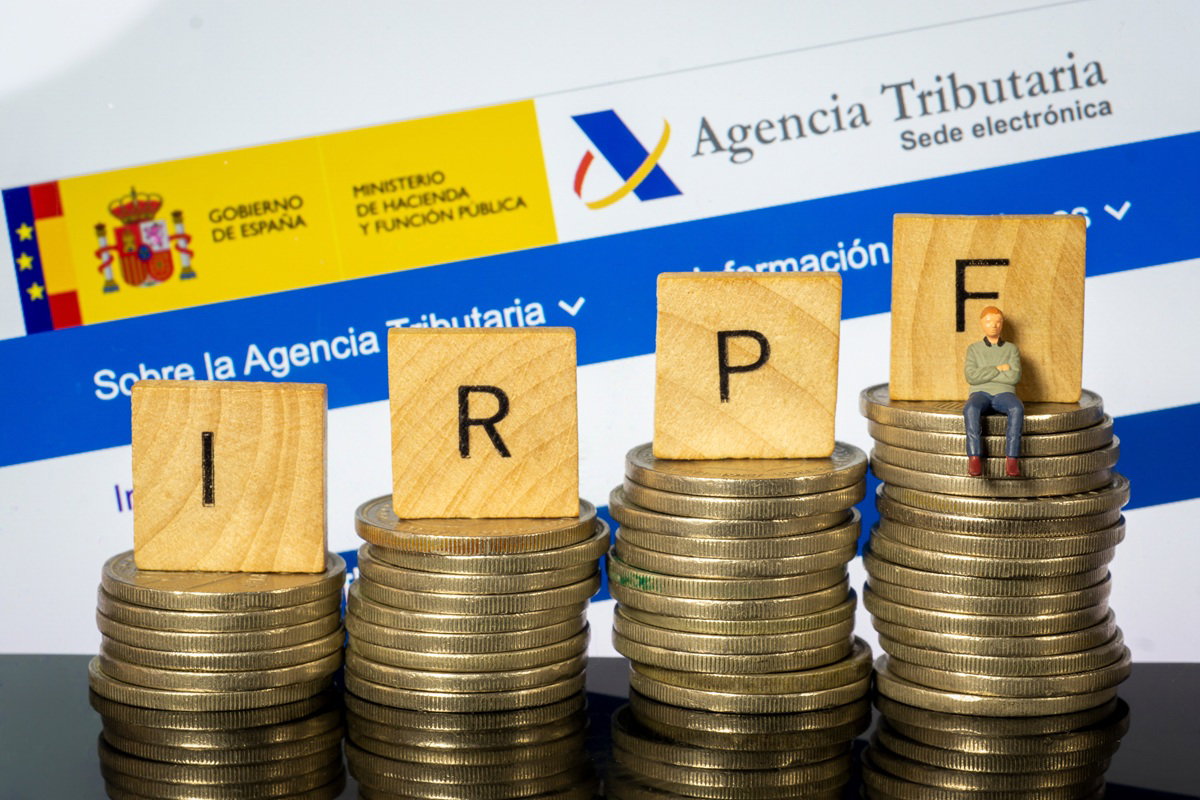 Spain tax return 2025: how to book a Hacienda phone call and what documents you need
